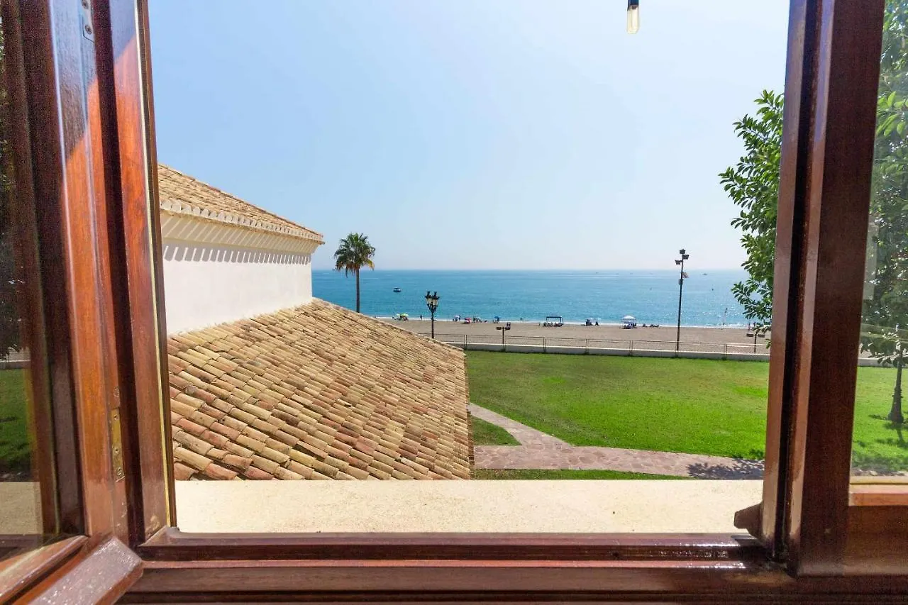 Castle Beach House Luxury Beachfront Villa Malaga 0*,