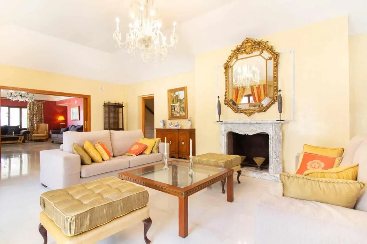 Castle Beach House Luxury Beachfront Villa Málaga