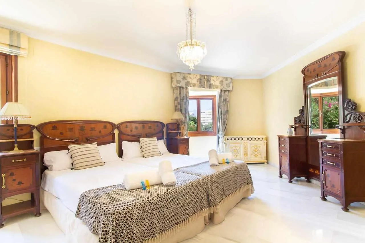 Castle Beach House Luxury Beachfront Villa Málaga