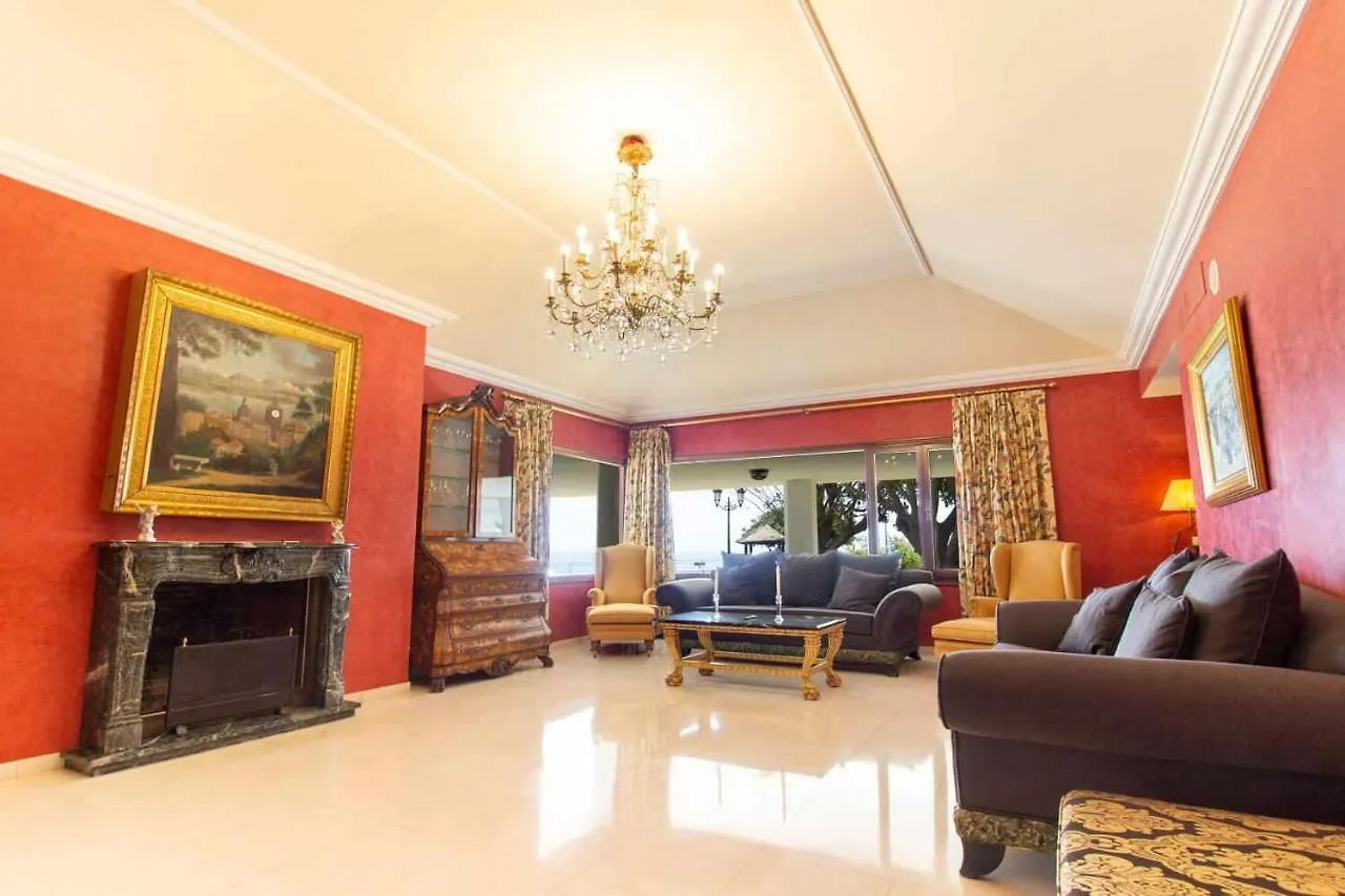 Castle Beach House Luxury Beachfront Villa Málaga