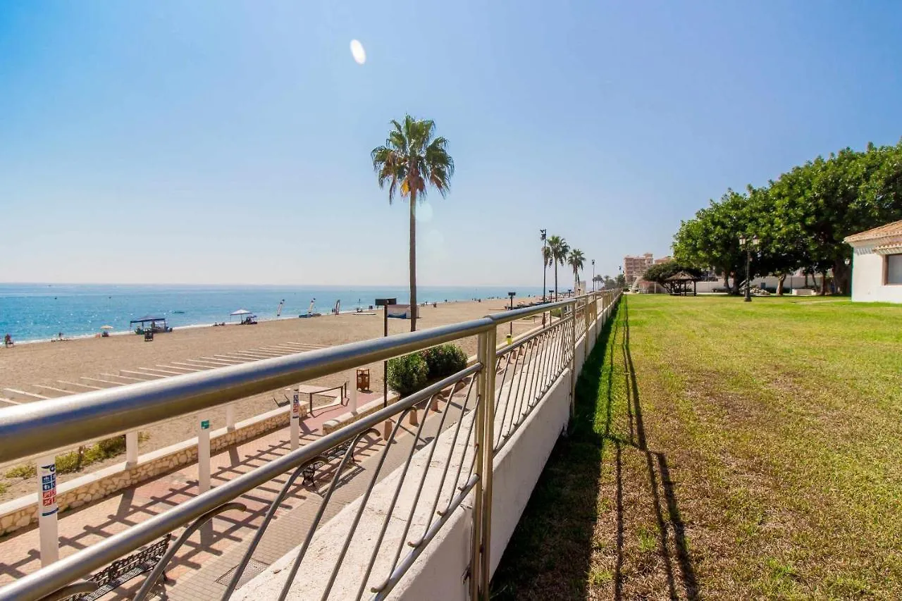Castle Beach House Luxury Beachfront Villa Малага